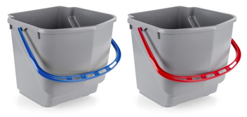 Szare plastikowe wiadro 25 l z czerwonym plastikowym uchwytem do wózka OneFred